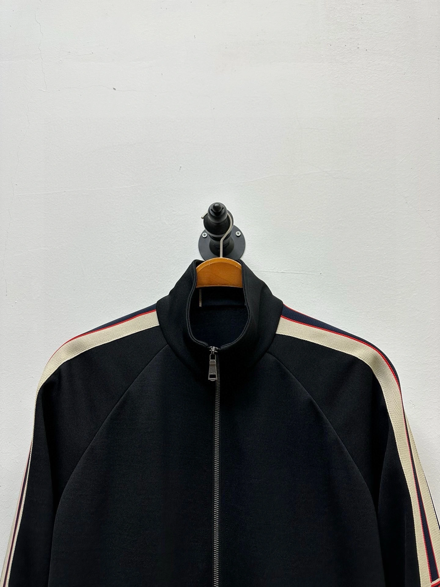 WG.Luxury-- 6u33i Wool item:D-F054